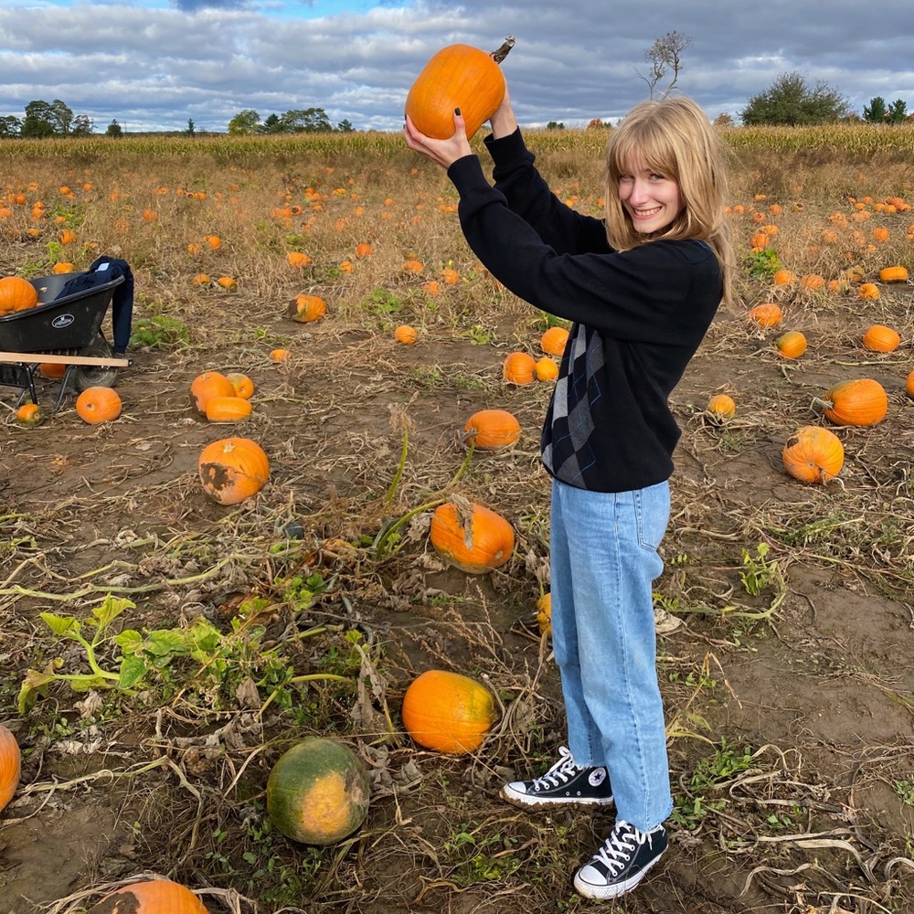 Meet your Posher, Abby
